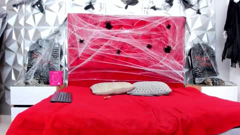 Lauren online show from October 8, 5:56 am