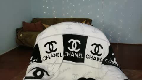 Snapshot of sweetledyselin chatting on October 10, 10:14 pm SweetLedySelin online show from October 10, 10:14 pm