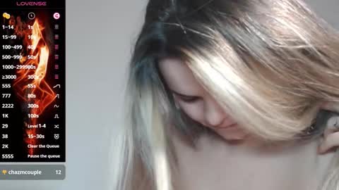 Sweetlexxxy19 online show from October 7, 5:56 am