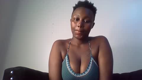 sweetlilly17 online show from January 20, 4:12 pm