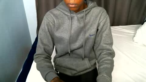 Snapshot of sweetlilly2540 chatting on October 8, 8:02 pm sweetlilly2540 online show from October 8, 8:02 pm