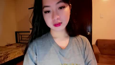 Snapshot of sweetlovepinay04 chatting on October 10, 3:00 am Zoe online show from October 10, 3:00 am