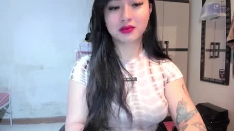 Snapshot of sweetlovepinay04 chatting on January 23, 1:30 am Zoe online show from January 23, 1:30 am
