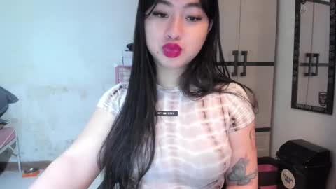 Snapshot of sweetlovepinay04 chatting on February 21, 5:09 pm Zoe online show from February 21, 5:09 pm