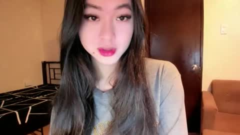 Snapshot of sweetlovepinay04 chatting on September 23, 11:03 pm Zoe online show from September 23, 11:03 pm