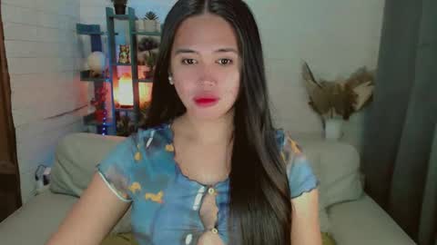 IM ALICE - DONT FORGET TO FOLLOW ME online show from December 11, 7:25 pm