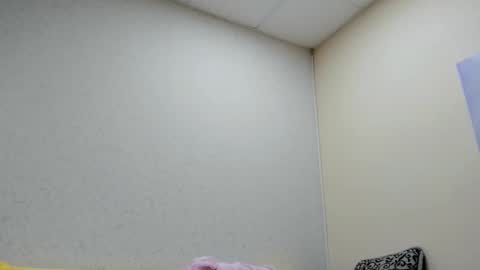 Snapshot of sweetmarylove chatting on October 12, 9:33 am sweetmarylove online show from October 12, 9:33 am