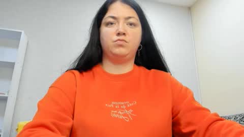 Snapshot of sweetmarylove chatting on October 26, 8:43 am sweetmarylove online show from October 26, 8:43 am