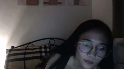 sweetmeeoowe_69 online show from March 18, 7:19 pm