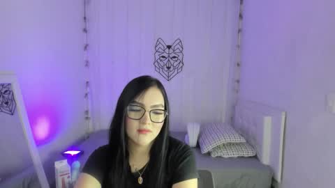 MELINE  online show from October 1, 2:44 pm