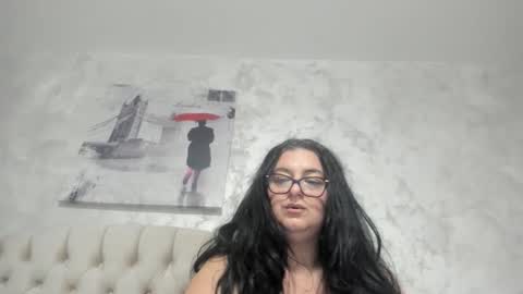 sweetmiki9 online show from May 15, 7:49 pm