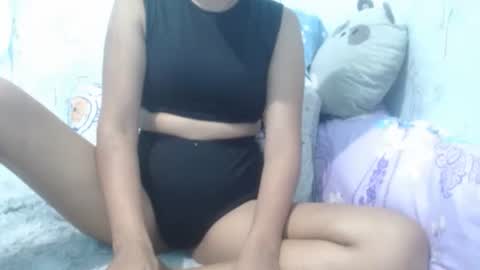 Snapshot of sweetness002 chatting on January 15, 2:17 am NESS online show from January 15, 2:17 am