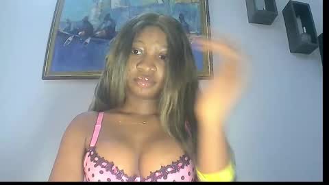 sweetness755325 online show from November 18, 12:55 am