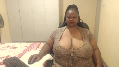 sweetnoziexxx online show from January 19, 7:57 am