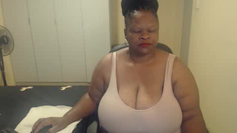 sweetnoziexxx online show from February 16, 4:09 am