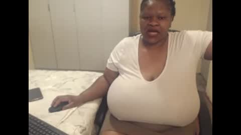 sweetnoziexxx online show from December 15, 9:56 am