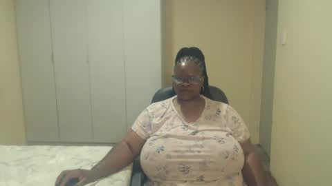 sweetnoziexxx online show from January 5, 5:30 pm