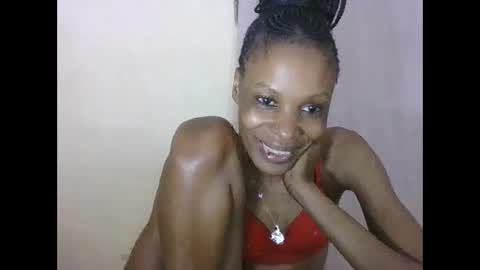 Snapshot of sweetpetite254 chatting on September 25, 6:28 pm ESTHER online show from September 25, 6:28 pm