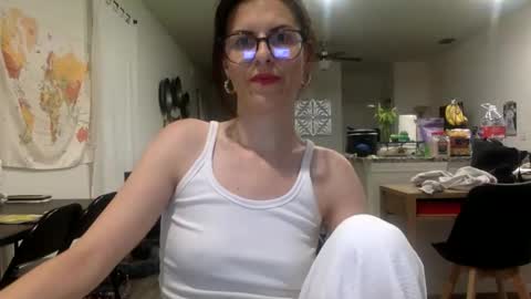 sweetriddance online show from March 28, 1:38 am