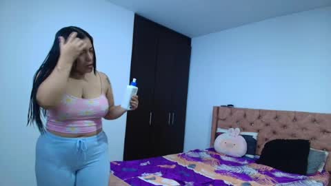 sweetrubby98 online show from April 30, 11:19 pm