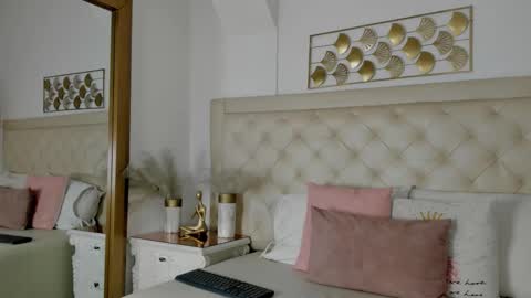 sweets one online show from December 23, 3:32 am