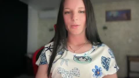 Sweet Shy online show from July 21, 6:08 pm
