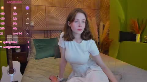 Alice online show from September 19, 2:49 pm