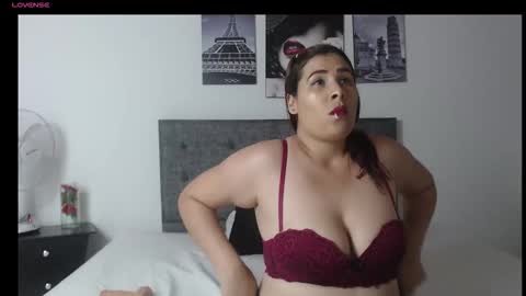 sweetsurrender7 online show from November 21, 3:08 am