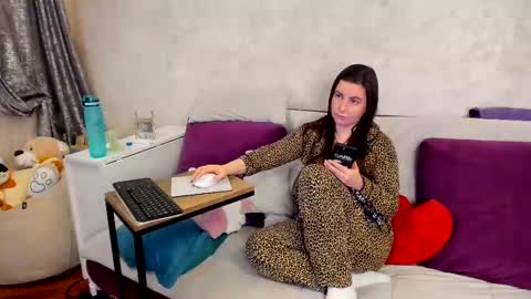 Snapshot of sweetteets24 chatting on February 21, 7:10 pm fansly SweetSofia24 online show from February 21, 7:10 pm