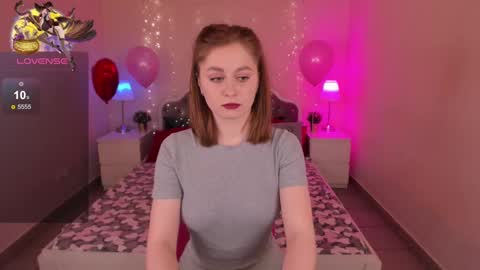 sweety69foxy online show from February 16, 8:43 am