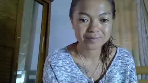 Sarah online show from December 13, 6:00 am