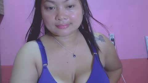 sweety_curvy09 online show from February 14, 3:47 pm