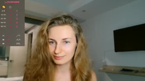 sweety_fruits online show from October 23, 11:27 am