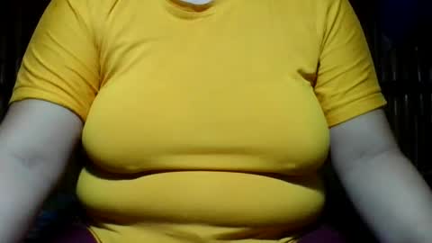 Snapshot of sweety_kaye29 chatting on February 11, 7:27 pm sweety_kaye29 online show from February 11, 7:27 pm