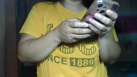 Snapshot of sweety_kaye29 chatting on September 12, 8:27 pm sweety_kaye29 online show from September 12, 8:27 pm
