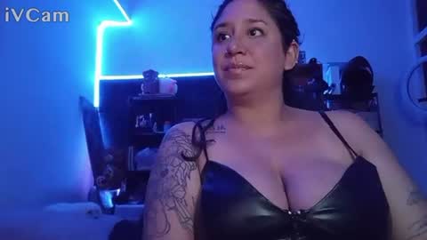 sweetyamii online show from July 10, 2:56 am