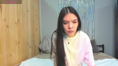 Snapshot of sweetydeviliya chatting on March 5, 10:22 am sweetydeviliya online show from March 5, 10:22 am