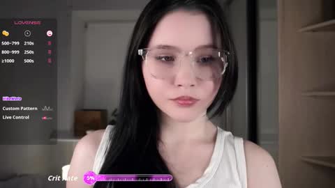 Snapshot of sweetyoops chatting on October 25, 6:59 pm Astrid online show from October 25, 6:59 pm