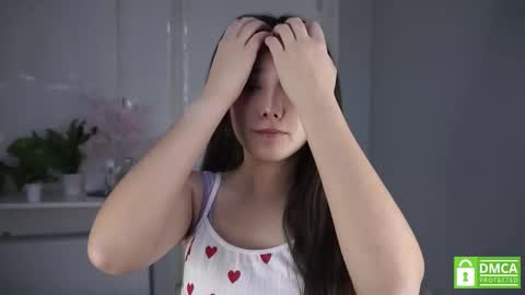 Snapshot of sweetyoops chatting on October 22, 5:01 am Astrid online show from October 22, 5:01 am