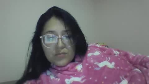 sweetyypeach online show from December 24, 6:55 am