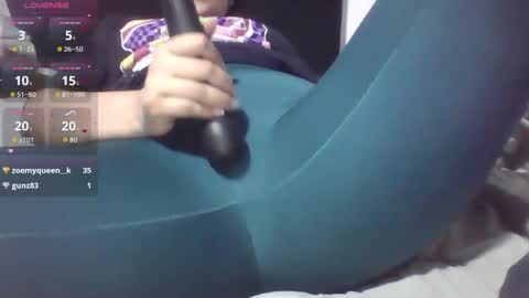 sweetyypeach online show from September 23, 4:10 am