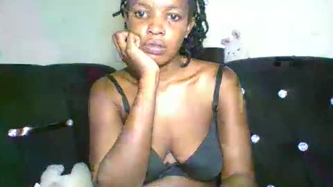 Snapshot of sweetz_candice chatting on October 26, 7:53 pm sweetz_candice online show from October 26, 7:53 pm