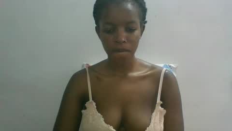 Snapshot of sweetz_candice chatting on October 25, 2:03 pm sweetz_candice online show from October 25, 2:03 pm