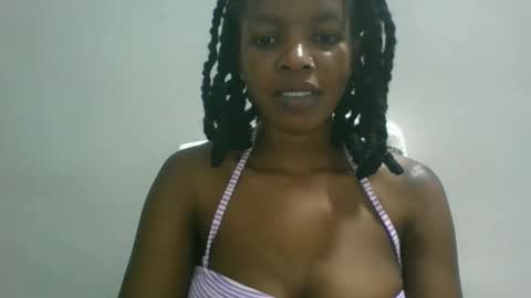Snapshot of sweetz_candice chatting on October 14, 8:33 pm sweetz_candice online show from October 14, 8:33 pm