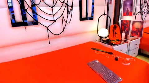 switchalixxon online show from September 12, 3:41 pm