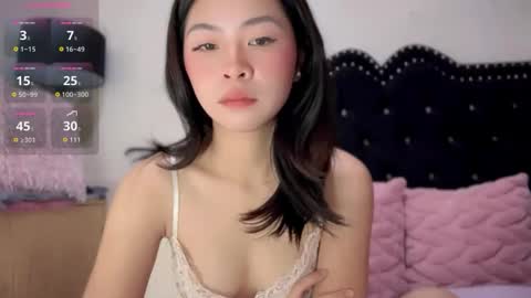 Holly online show from June 10, 1:38 am