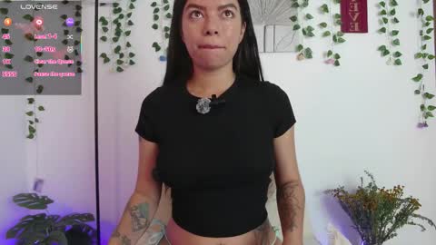 Snapshot of swt_helen chatting on October 18, 8:43 pm Helen online show from October 18, 8:43 pm