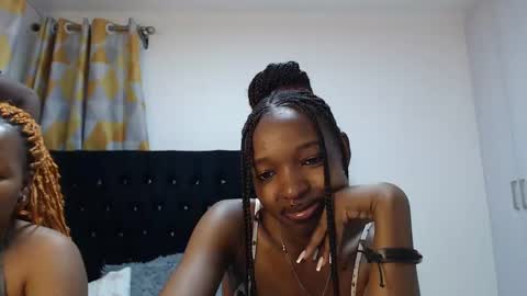 Camilla online show from March 9, 3:16 pm