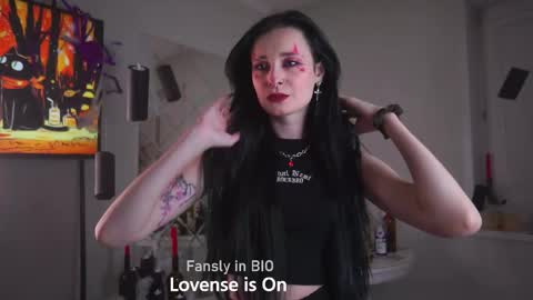 Sophie online show from October 30, 11:44 am