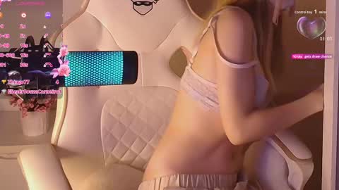 Snapshot of sydney_max chatting on October 1, 2:38 am Milena online show from October 1, 2:38 am